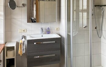 Bad in der Ferienwohnung 2 im Gästehaus Salzgau
