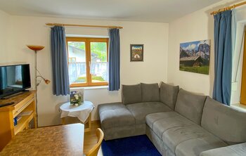 Wohnküche in der Ferienwohnung 3 im Gästehaus Salzgau